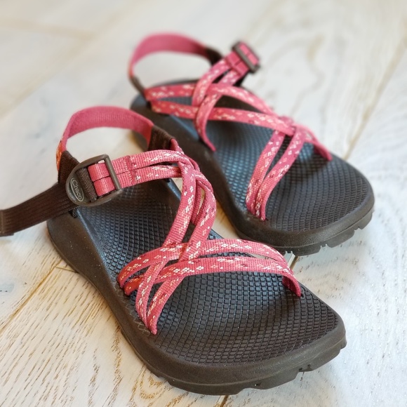 pink chaco sandals